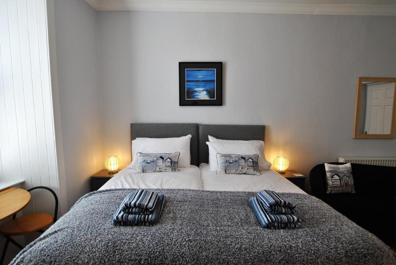 Market Apartment- Harbourfront Apartment